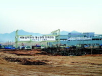 곳곳 중장비 굉음 통일 씨앗 키운다