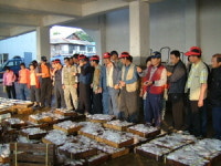 [시장따라 골목따라]  감포항 위판장과 횟집골목