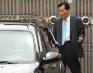 검찰, 김상진씨 긴급체포 구속영장.. 정·관계 로비수사 급물살