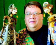 [지구촌 e메일 인터뷰] 오페라 인형극 연출가 유하 타피오 라우카넨씨