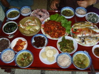 남해 해바리마을, 상복 겹쳤네