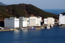 푸드밸리에 철가루 날리는 공장이라니