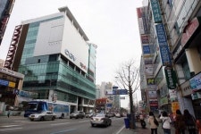 교내 쇼핑몰 떴다 대학가 상권 새판짜기