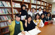 [우리 아파트 일꾼들] 부산 남구 용호1동 일신님 2차 책나무 그늘 도서관 지킴이