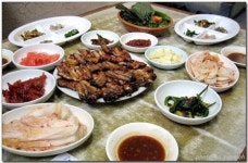 시원 찮은 더위, 시원한 보양식