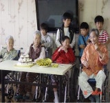[포토뉴스] 노인요양센터서 봉사