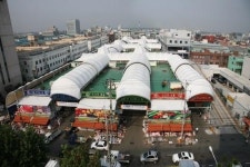항상 고객 중심으로 움직였더니…   부산새벽시장 대통령 표창