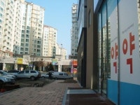 [뉴스 톡톡] 약국이 동네 살렸다！