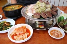[식구] 한솥밥 먹는 사이