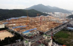 화명동 롯데캐슬 아파트 신축 공사장서 매몰사고