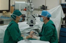 떨어져 나간 신체, 미세접합술로 다시 하나로