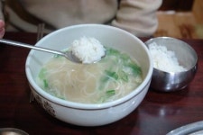 뜨끈하고 진한 국물 맛, 이 겨울에 딱이네요