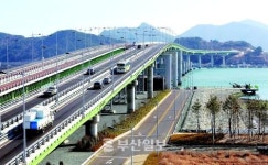 [바다는 길이다 Bridge of Busan] 제1부 부산의 다리 이야기 5 산업의 가교 신호대교와 가덕대교