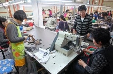 옛 기술 살리고… 지역기업 키우고…