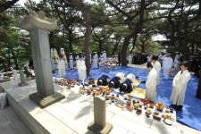 [포토뉴스] 윤흥신공 향사