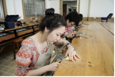 [가야대학교-유망학과] 보석디자인학과, 각종 자격증 취득 지원  항만물류학부, 올해 졸업생 71% 취업