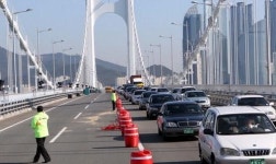 불꽃축제 준비에 광안대로 교통대란