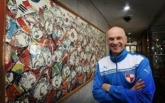 [人+間 (인+간)] 부산 아이파크 골키퍼 코치 신의손