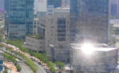 센텀시티도 빛 반사 때문에 못 살겠다