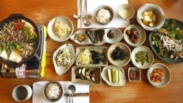 한정식, 세상 어떤 진미로도 대신할 수 없는 음식이 있습니다
