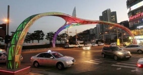 [포토뉴스] 100주년 송도해수욕장 불밝힌 갈매기