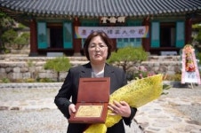 남해군 최고 효행상에 결혼이주여성