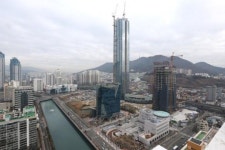 [부산 금융허브시대 개막] 모양새 갖추는 문현금융단지 부산 경제 신성장동력으로 성큼
