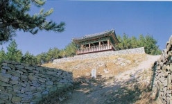 삼천포 각산산성 성곽 보수공사 시작