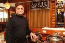 괘법동 인도요리 전문점 봄베이 스파이스 뷰 아시프굴 대표 이슬람 이주노동자 음식 고통 덜어 주고 싶었죠