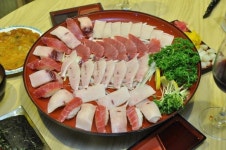 [오늘 뭐 먹을까예] 참치 뱃살 전문점 히토=사람