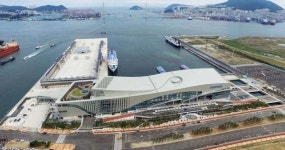 부산 크루즈 관광의 상징 국제여객터미널 문 열었다