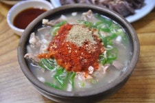 [부산의 숨은 돼지국밥] 한 뚝배기 속에 담긴 진한 삶을 맛보라