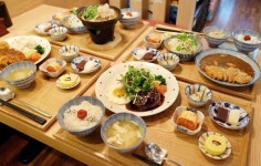 [식사·안주 모두 좋은 맛집] 낮 밥상에 즐겁고, 밤 술상에 감동받고