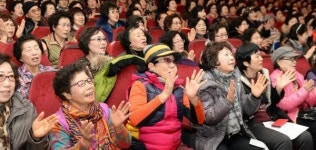 [포토뉴스] 부산진구 신바람 노래교실