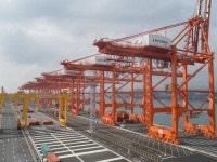 부산신항 터미널 외국계로 다 넘어갈 듯