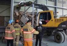 김해 공장 신축공사장 붕괴 인부 등 4명 매몰