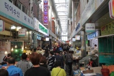 [류승훈의 부산 돋보기] 깡통시장의 깡통