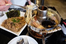 전포카페거리에서 차만 마시고 가면 섭섭하죠