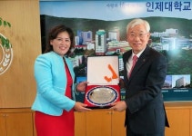 익스트림제이제이, 인제대에 1억 원 기탁