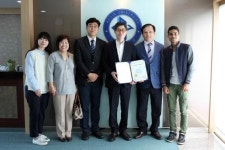 송도제일교회, 고신대학교 발전기금 1백만 원 전달