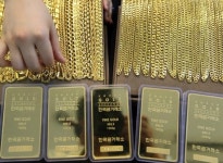 믿을 건 金뿐…금시세 1ｇ당 5만 원 넘었다