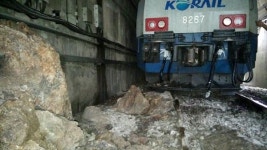 경북 봉화서 42명 탄 무궁화호 열차 1량 탈선…인명피해는 없어