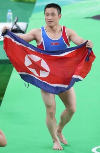 [2016 리우올림픽] '북한 체조 영웅' 리세광 남자 도마 금메달 획득