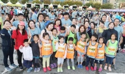 [2016 부산바다마라톤] 부산법원어린이집 원생 바다 위 달리니 기분 좋아, 또 참가하고 싶어요 