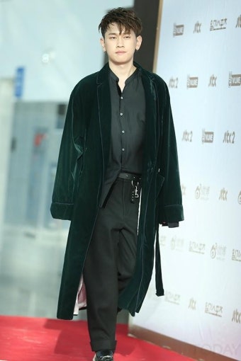 '골든디스크' 크러쉬 '어디서나 당당하게 걷기' [포토]