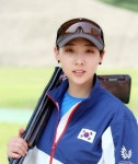 늦깎이 총잡이 황수영 화려하게 피다