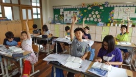 [신문활용교육 NIE 수업 현장] 신문=숨 쉬는 교재 세상공부 하고 동네소식도 알고