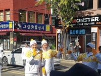 성화봉송 기적의 사나이 신영록…응원으로 함께 뛴 어머니