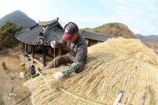 [포토뉴스] 새단장하는 창녕 조씨 종택