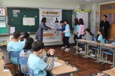 [부산 동궁초등 미디어 교육 참관기] 자극적인 가짜 뉴스, 더 이상 안 속아요